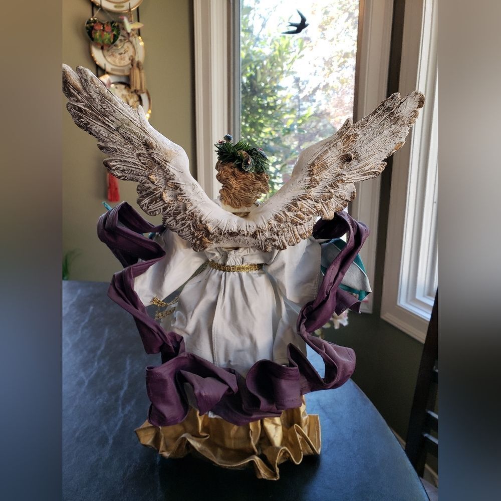 Large Paper Mache Angel - Picture 4 of 9
